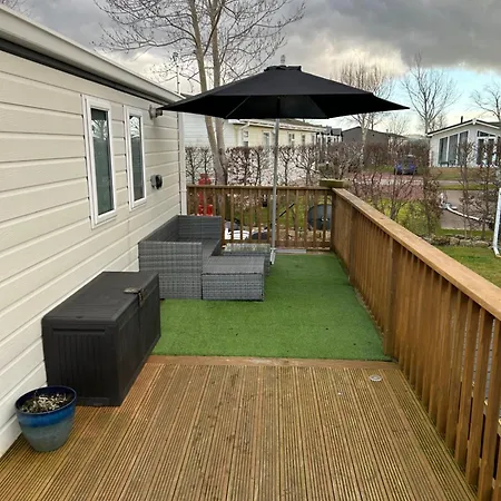 No Commercial Vehicles Holiday home *