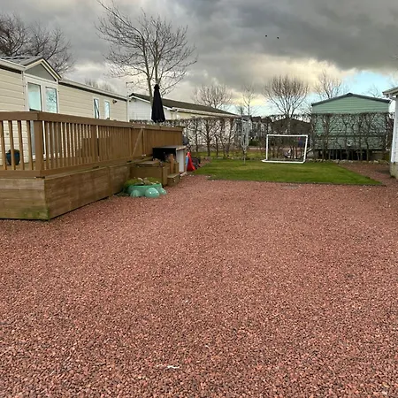 No Commercial Vehicles Holiday home